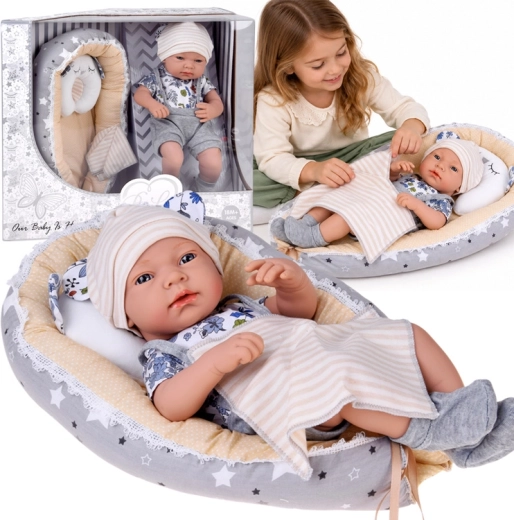 Poupée bébé de 40 cm avec nid douillet, oreiller et couverture