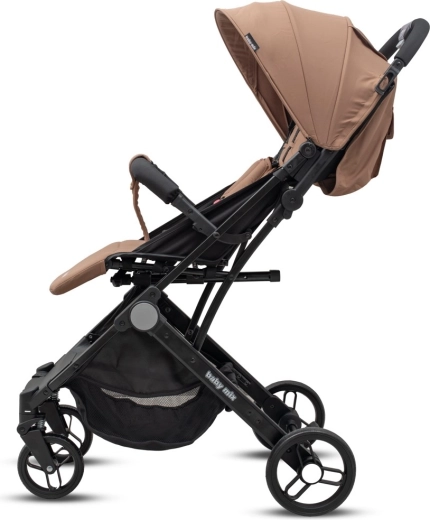 Pliage à une main et traction comme une valise