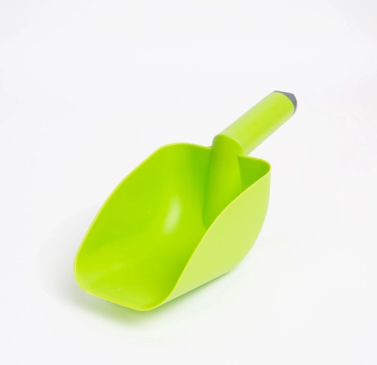Pelle en plastique pour aliments