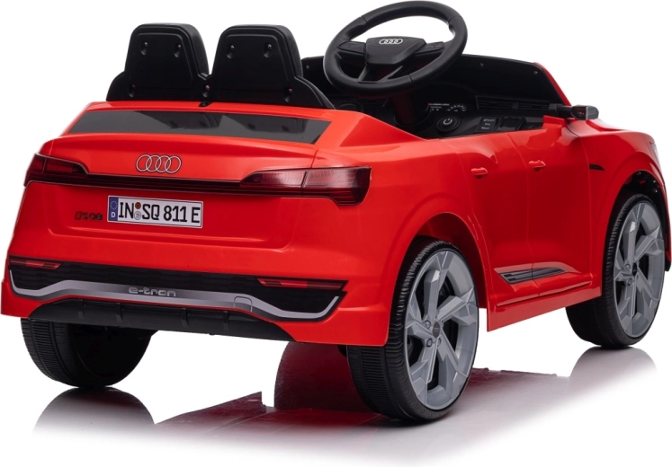 Voiture électrique pour enfants Audi SQ8 rouge