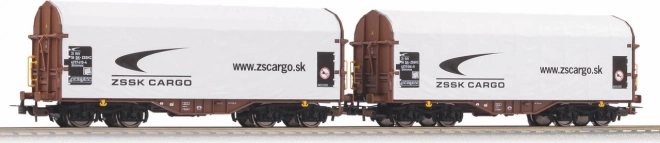 Ensemble de wagons couverts Shimmns de la compagnie ferroviaire slovaque