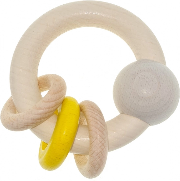 Hess hochet en bois avec bille et anneaux jaunes