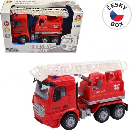 Camion de pompiers avec plateforme à inertie 16 cm