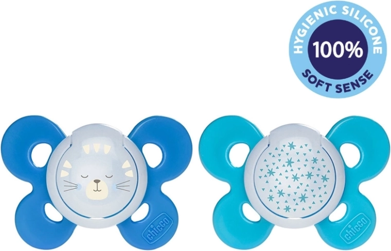 Chicco Physio Comfort sucette de nuit en silicone pour garçon 16–36 mois chat et étoiles 2 pcs