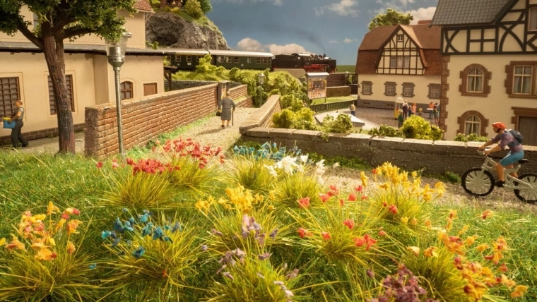Fleurs miniatures colorées Noch (250 pcs)