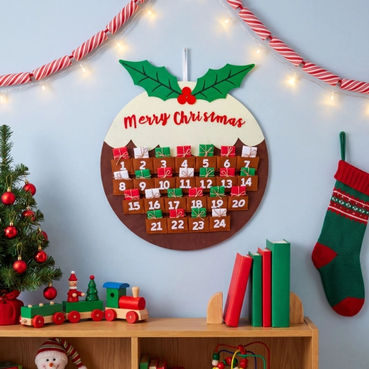 Calendrier de l'Avent suspendu en feutre en forme de boule de Noël