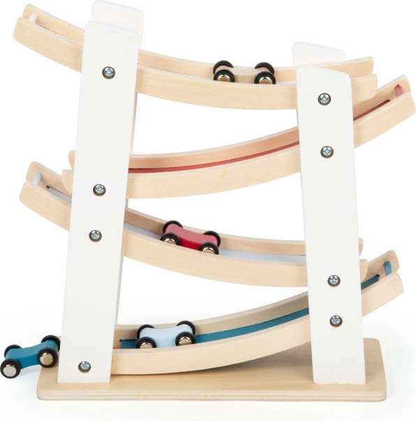 Piste de course en cascade en bois