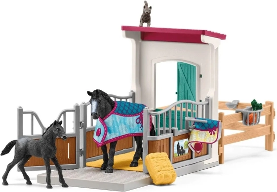 Box pour cheval avec jument et poulain