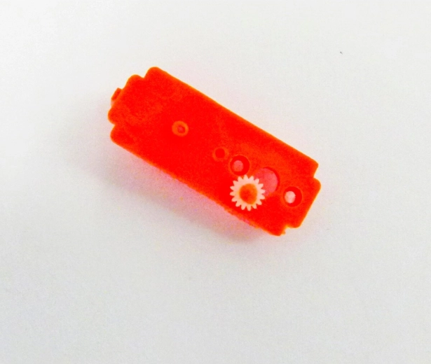 Pièce centrale de boîtier pour micro servo Jamara