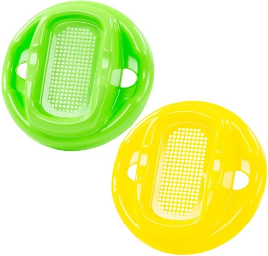 Grand tamis en plastique pour le sable
