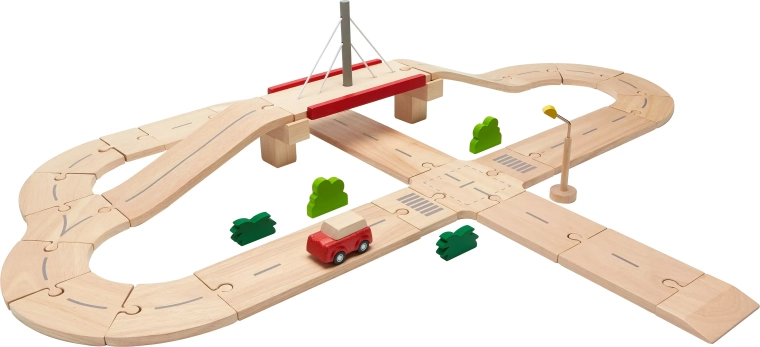 Circuit de voitures en bois avec pont PlanToys