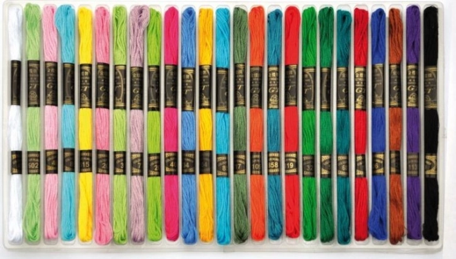 Playbox fils de coton pour broderie et loisirs créatifs 25 pcs