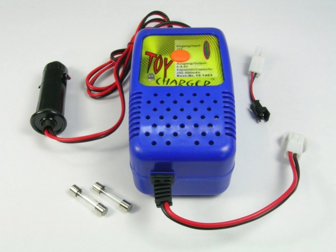 Chargeur pour jouets 12 V standard - 1 pièce