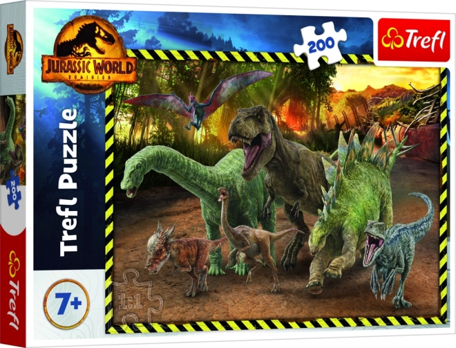 Puzzle 200 pièces – dinosaures de JURASSIC WORLD