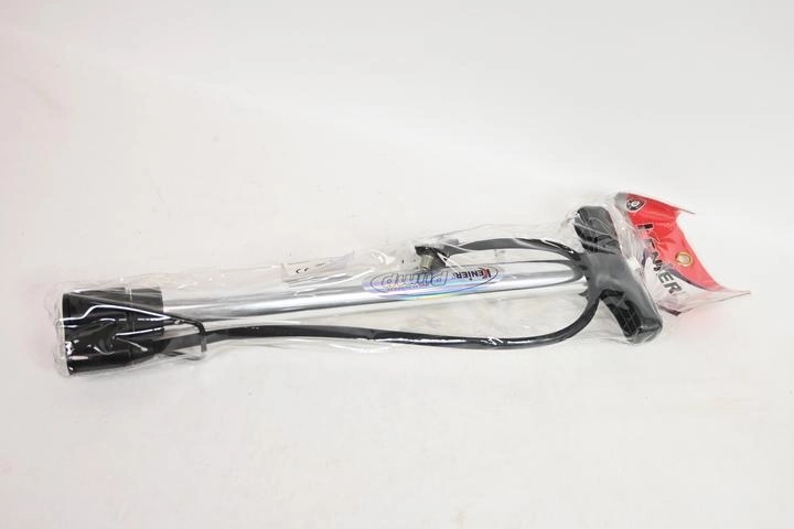Pompe à main Kenier 42 cm avec 5 embouts