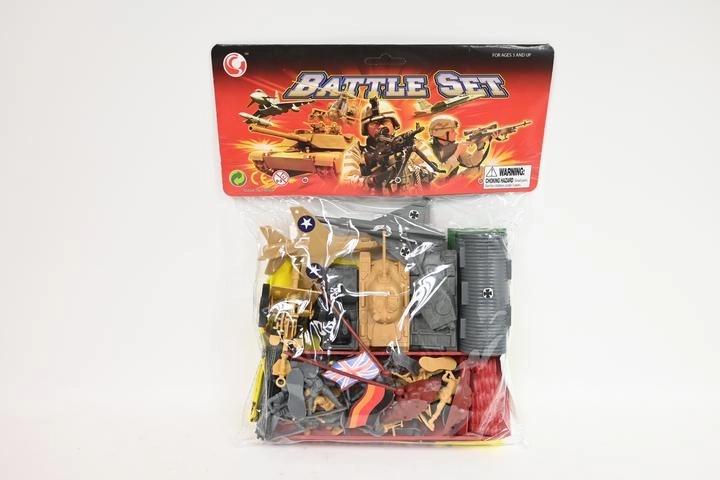 Soldats en sachet avec plateau de jeu