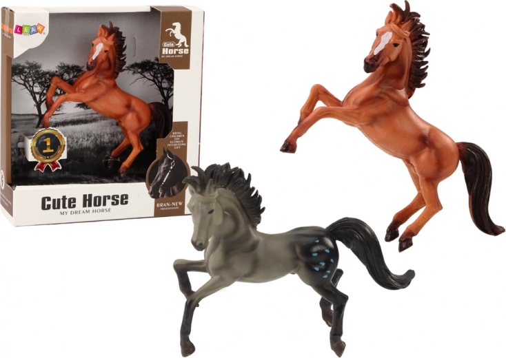 Figurine de cheval – cheval brun ou gris debout pour l’écurie et la ferme