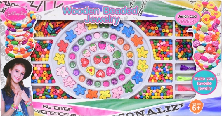 Perles en bois à enfiler dans une boîte