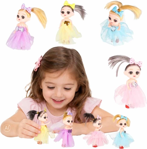 Lot de 4 mini poupées pour maison de poupées