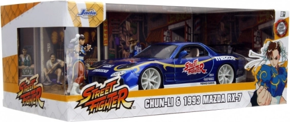 Modèle de voiture Mazda RX-7 1993 1:24 avec figurine Street Fighter Chun-Li