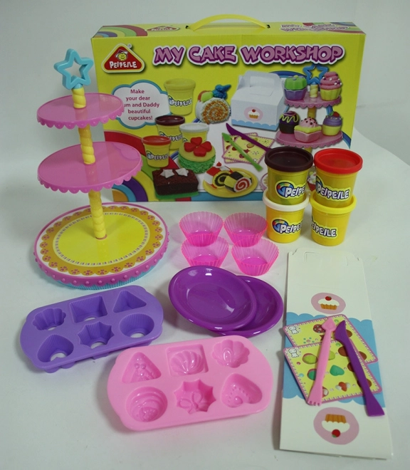 Atelier de pâtisserie avec pâte à modeler
