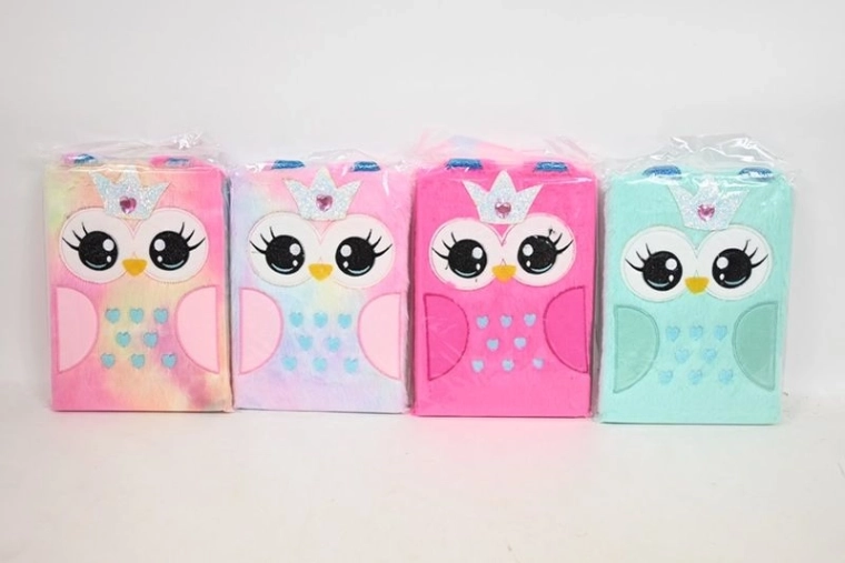 Carnet en peluche avec motif hibou 16 × 22 cm
