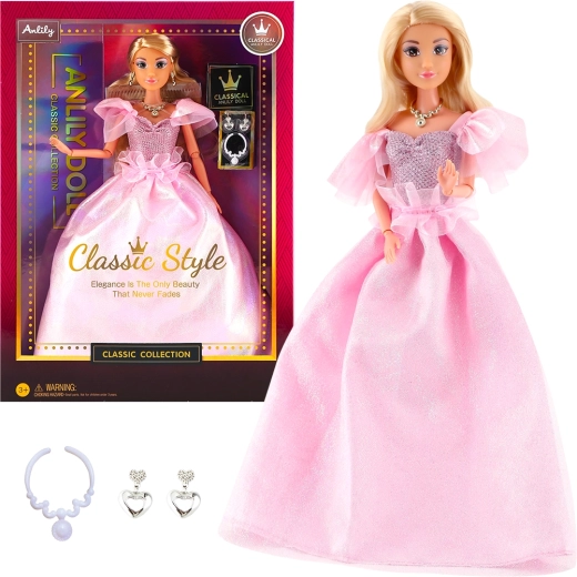 Poupée de mode en robe de soirée rose