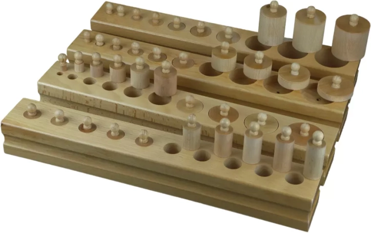 Cylindres à boutons Moyo Montessori