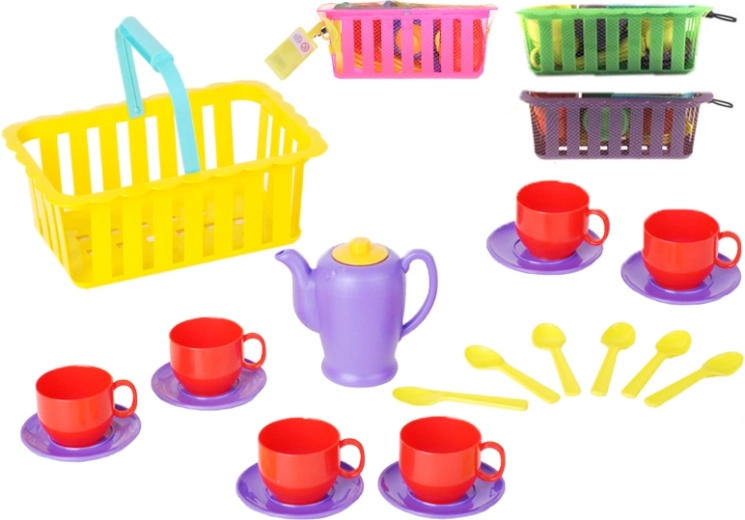 Set de thé en plastique dans un panier pour enfants
