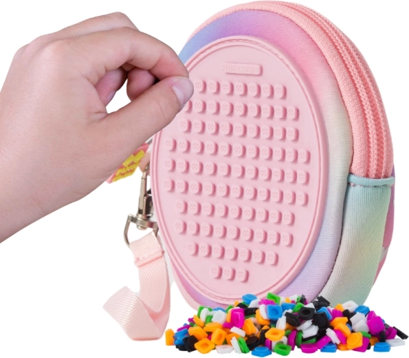 Étui rond Pixie Crew rose avec motif cœur et pattes