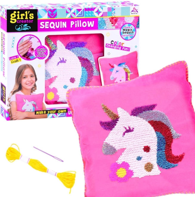 Kit créatif pour fabriquer un coussin avec licorne et sequins