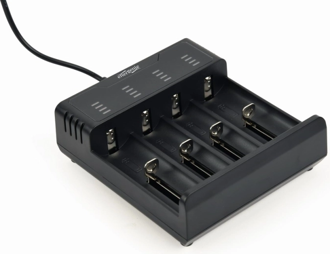 Chargeur USB pour accus Ni‑MH et Li‑ion, noir