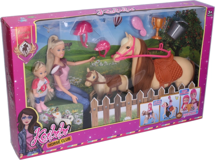 Poupée avec chevaux et accessoires