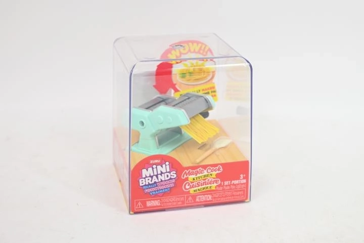 ZURU Mini Brands Magic Cook mini machine à pâtes