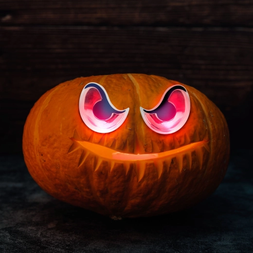 Yeux effrayants d’Halloween avec éclairage LED rouge à piles