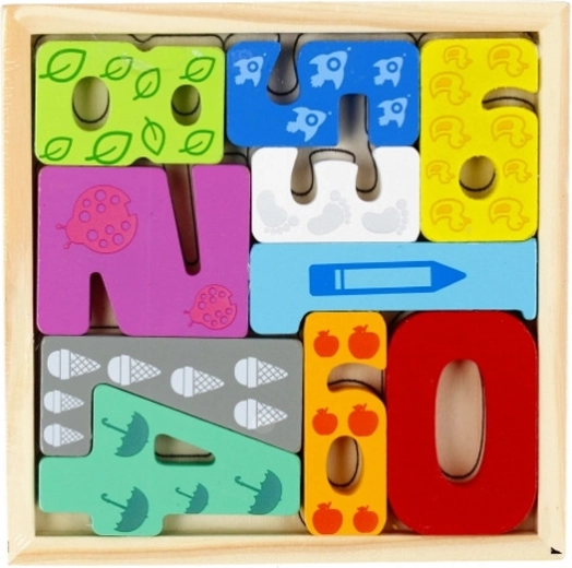 Puzzle en bois avec chiffres