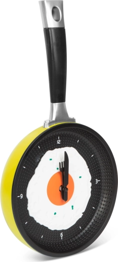 Horloge murale en forme de poêle avec œuf au plat jaune