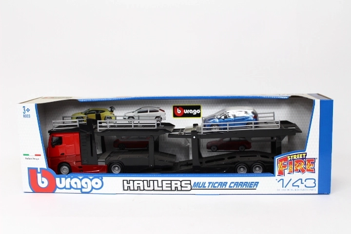 Transporteur de voitures Bburago StreetFire Mercedes-Benz Actros 1:43 avec Renault Captur