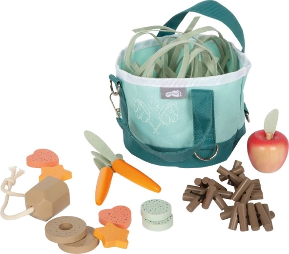 Set d’alimentation pour chevaux avec nourriture et friandises