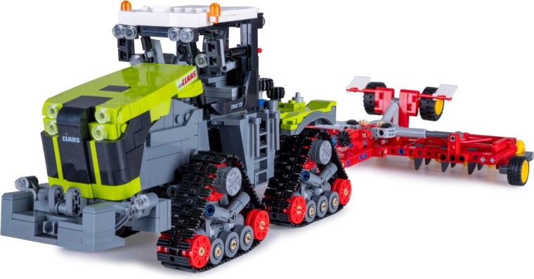 Kit de construction CaDA Claas Xerion 5000 Trac TS 1:32