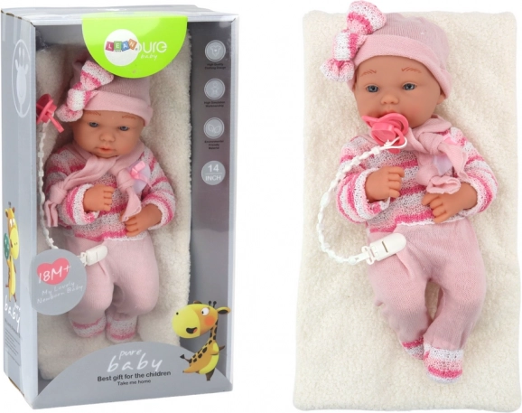 Poupée bébé rose avec cardigan rayé, bonnet, écharpe et accessoires 35 cm