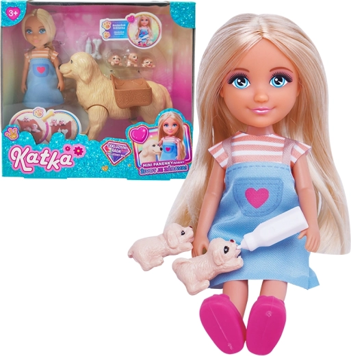 poupée Katka avec un chien mignon
