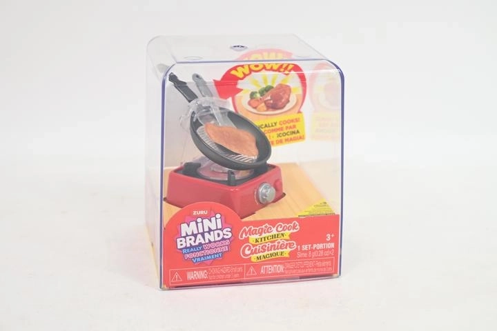 ZURU Mini Brands Magic Cook mini cuisine avec poêle