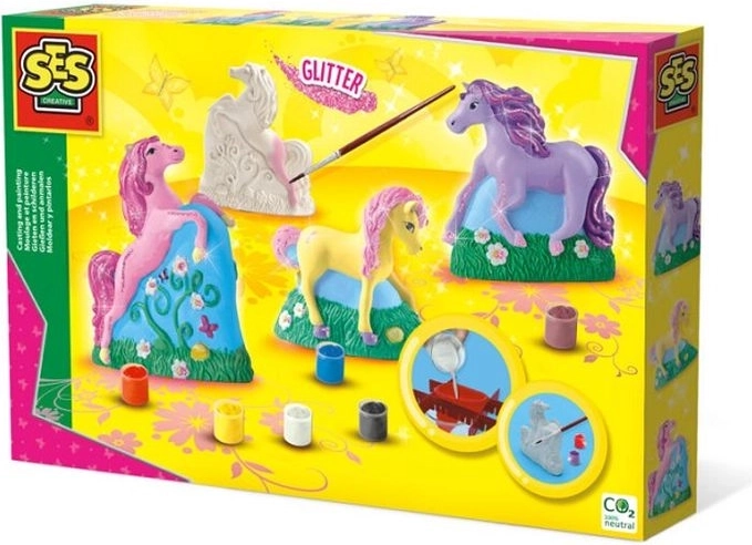 Moulages en plâtre et peintures – chevaux SES Creative