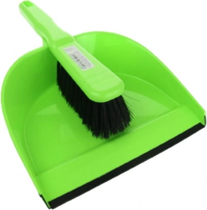 Œuf de Pâques en bois à pois