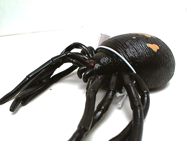 Araignée en caoutchouc, assortiment de 4 modèles - 1 pièce