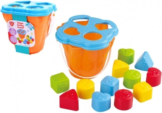 Seau trieur de formes en plastique 15x15 cm 12m+