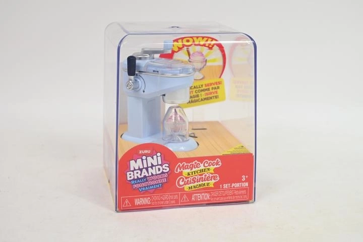 ZURU Mini Brands Magic Cook mini machine à glace avec lumière UV