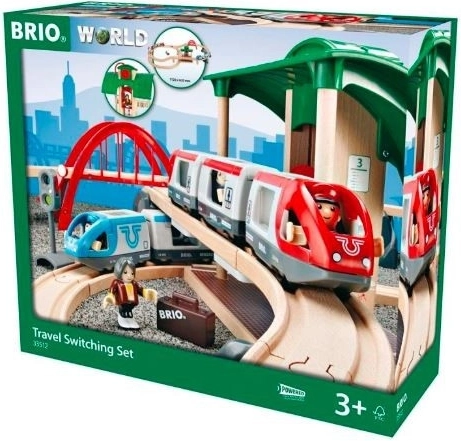 Train de voyageurs avec gare