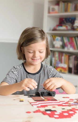 Développe la motricité fine et la concentration